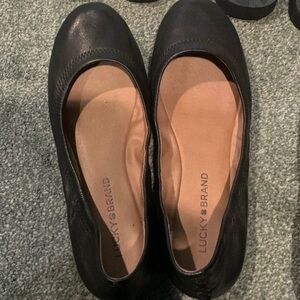 NWT!! Lucky brand flat shoes make offers